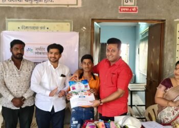 जय हिंद लोकचळवळीने केला गुणवंत विद्यार्थ्यांचा सत्कार