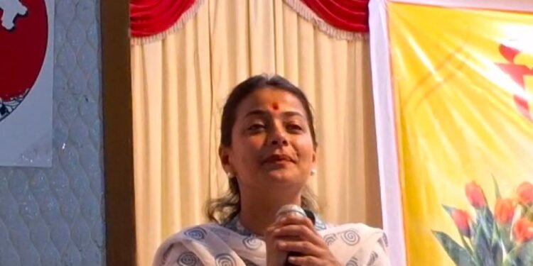 तुम्ही कितीही षडयंत्र रचा, सोलापूरच्या मूळ प्रश्नांवरुन मी मागे हटणार नाही