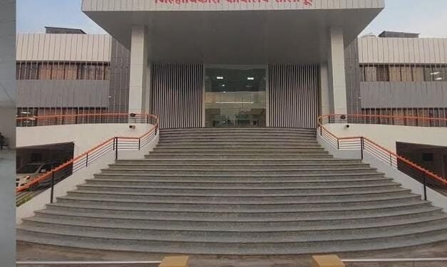 आचारसंहितेमुळे एप्रिल,मे व जून महिन्याचा लोकशाही दिन स्थगित