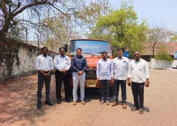 मालकाच्या सांगण्यावरून डायव्हरने वाळूने भरलेला  टेम्पो चोरला ; गुन्हे शाखा पोलिसांनी ठोकल्या बेड्या