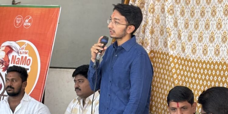 Walk to Work | सोलापुरातील युवकांना वॉक टू वर्क रोजगार मिळवून देऊ – डॉ. किरण देशमुख