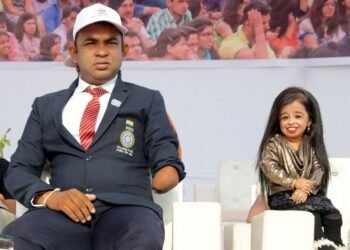 कस्तुरचंद पार्कवरील मतदार जागृती पाठ उपक्रमाला इलाईट वर्ल्ड रेकॉर्ड व इंडिया रेकॉर्ड अकॅडमीचे मानांकन..