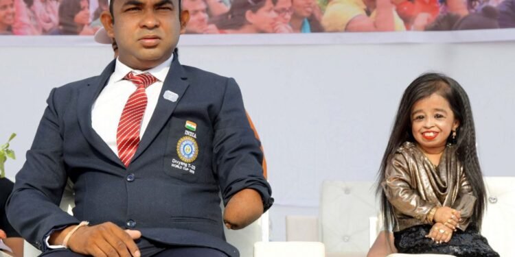 कस्तुरचंद पार्कवरील मतदार जागृती पाठ उपक्रमाला इलाईट वर्ल्ड रेकॉर्ड व इंडिया रेकॉर्ड अकॅडमीचे मानांकन..