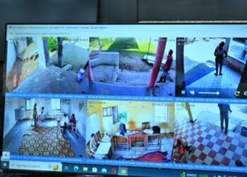 लोकसभेच्या ५० टक्के मतदान केंद्रांवर वेब कास्टिंग यंत्रणा