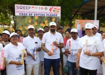 मतदान जागृतीचा बॅटन घेऊन नवमतदार धावले!