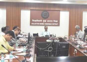 दिव्यांग आणि वयोवृद्धांना मतदानाच्या दिवशी विशेष सुविधा पुरविणार – जिल्हा निवडणूक अधिकारी राजेंद्र क्षीरसागर यांची माहिती