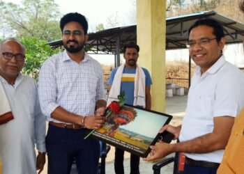 निवडणूक निरीक्षकांचा महाराष्ट्र – तेलंगणा सीमेवरील नागरिकांसोबत संवाद   ⭕