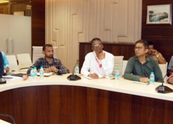 स्टॅटिक सर्व्हेलन्स टीमने पोलिसांच्या मदतीने काटेकोरपणे वाहन तपासणी करावी – मुंबई शहर जिल्ह्याचे आदर्श आचारसंहिता समन्वय अधिकारी उन्मेष महाजन यांचे निर्देश