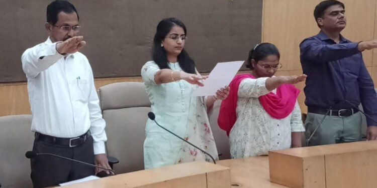 आचारसंहिता काळात शासकीय परिसरात मिरणूका, घोषणा व सभा आयोजनास निर्बंध