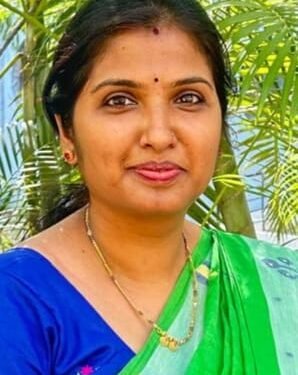 सविता बनसोडे यांना सोलापूर विद्यापीठाची विधी अभ्यासक्रमाची पीएचडी पदवी प्राप्त