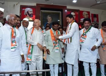 महादेव कोगनुरे काँग्रेस पक्षात दाखल ; प्रदेशाध्यक्ष नाना पटोले यांनी केले स्वागत.