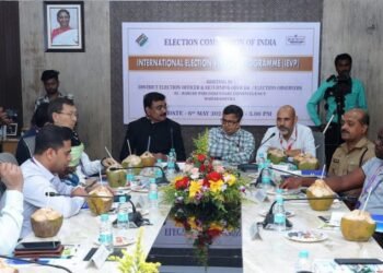 निवडणूक हा लोकशाहीचा उत्सव…