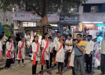 कल्याण पूर्व मतदारसंघात पथनाट्याच्या माध्यमातून शालेय विद्यार्थ्यांनी केली जनजागृती