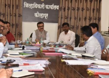 पंचगंगा नदी प्रदूषणाबाबत दीर्घकालीन आणि तात्कालिक उपाययोजनांचा पुणे विभागीय आयुक्त डॉ. चंद्रकांत पुलकुंडवार यांच्याकडून आढावा