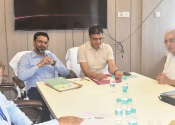 २७-मुंबई उत्तर पश्चिम मतदारसंघाच्या खर्च तपासणीस निवडणूक निरीक्षकांकडून सुरूवात