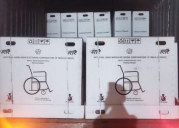 धुळे जिल्ह्यातील ज्येष्ठ नागरीक, दिव्यांग मतदारांसाठी १०० व्हिलचेअर उपलब्ध