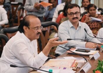 पालखी सोहळ्यात वारकऱ्यांसाठी आवश्यक सुविधांचे नियोजन करा – उपमुख्यमंत्री अजित पवार