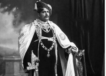 राजर्षी छत्रपती शाहू महाराजांच्या शतकोत्तर सुवर्णजयंतीनिमित्त उपमुख्यमंत्री अजित पवार यांच्याकडून कृतज्ञतापूर्वक अभिवादन