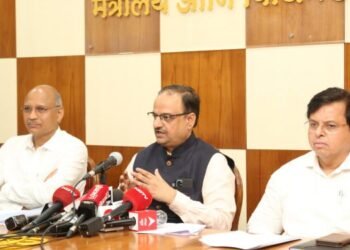 एमएचटी- सीईटी परीक्षा पद्धती पारदर्शकच -आयुक्त दिलीप सरदेसाई