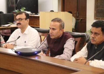 पर्यावरणाचे नुकसान टाळण्यासाठी बांबू लागवडीस प्राधान्य द्यावे- प्रधान सचिव प्रविण दराडे