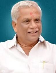 नांदेड लोकसभा मतदारसंघातून काँग्रेसचे वसंतराव चव्हाण विजयी