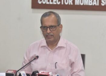 भारत निवडणूक आयोगाच्या निर्देशांचे काटेकोरपणे पालन करावे – जिल्हाधिकारी तथा सहायक निवडणूक निर्णय अधिकारी राजेंद्र क्षीरसागर
