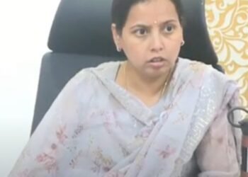 महिला आर्थिक विकास महामंडळाच्या कामाचा महिला व बालविकास मंत्री आदिती तटकरे यांच्याकडून आढावा