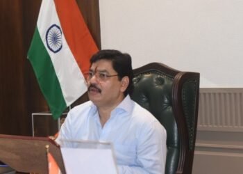 सर्व बियाणे मुबलक प्रमाणात उपलब्ध; खते, बियाणे वाढीव दराने विकणाऱ्यांवर कडक कारवाई – कृषिमंत्री धनंजय मुंडे