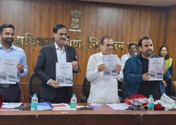 समाजातील शेवटच्या घटकाला मूलभूत अधिकार मिळवून देण्याची जबाबदारी आपली सर्वांची – विवेक पंडित