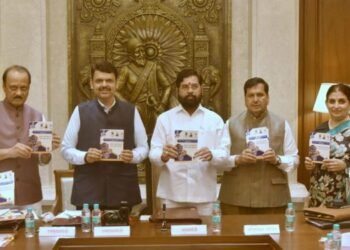 ‘कौशल्ययुक्त महाराष्ट्र, रोजगारयुक्त महाराष्ट्र’ माहिती पुस्तिकेचे मुख्यमंत्री एकनाथ शिंदे यांच्या हस्ते प्रकाशन