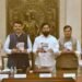 ‘कौशल्ययुक्त महाराष्ट्र, रोजगारयुक्त महाराष्ट्र’ माहिती पुस्तिकेचे मुख्यमंत्री एकनाथ शिंदे यांच्या हस्ते प्रकाशन