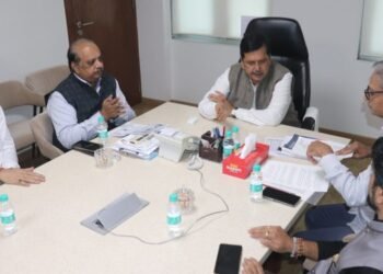 श्री भगवान महावीर यांच्या जीवनावर आधारित सांस्कृतिक कार्यक्रम व निबंध स्पर्धेचे आयोजन