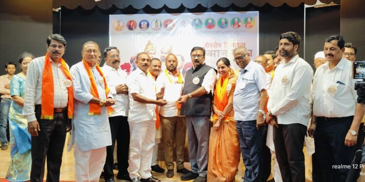 वीरशैव लिंगायत कन्नड भवनाला 25 लाखांचा निधी..