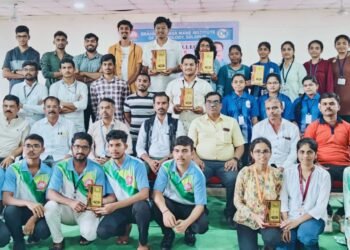 सोलापूर विद्यापीठ बुद्धिबळ स्पर्धा बी एम आय टी कॉलेजमध्ये संपन्नरिद्धी उपासे व रजत आडम यांना विजेतेपद