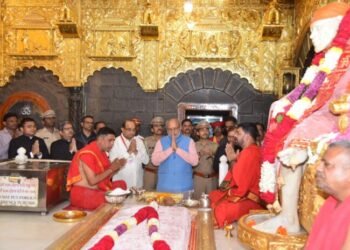 राज्यपाल सी.पी.राधाकृष्णन यांनी घेतले श्री साईबाबा समाधीचे दर्शन