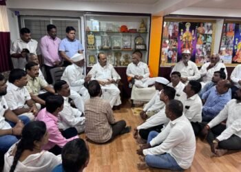 नारायणपूर येथे जाऊन वाहिली श्रीसद्गुरु नारायण महाराजांना भावपूर्ण आदरांजली