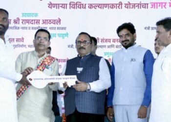 बहुजन कल्याणाच्या योजनांसाठी निधी कमी पडू देणार नाही 