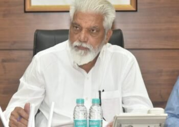 शेगाव ते पंढरपूर पालखी मार्गाची तत्काळ दुरूस्ती करावी 