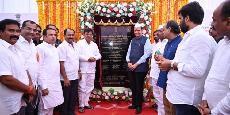 आश्वासन पूर्ण : पंढरपूर- मंगळवेढा मतदारसंघातील 24 गावांना पाणी..- देवेंद्र फडणवीस, उपमुख्यमंत्री