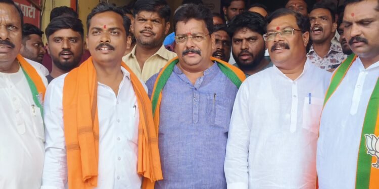 ‘नेत्या’लाच ‘मध्य’ची उमेदवारी देण्यासाठी मोर्चेबांधणी ; समर्थकांची एकजूट..!