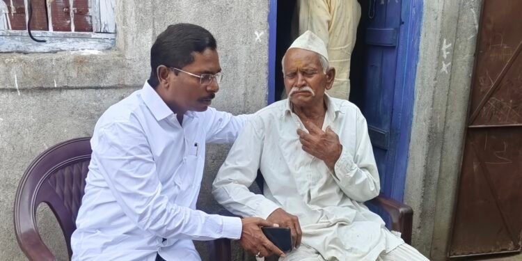 हत्तुर : कलसुरे कुटुंबासाठी धावले महादेव कोगनुरे