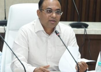 विधानसभा निवडणुकीच्या पार्श्वभूमीवर विभागीय आयुक्तांनी घेतला आढावा  