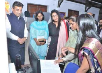 निवडणूक निरीक्षक अंजना एम. आणि पी. रामजी यांची मुंबई शहर माध्यम कक्षास भेट