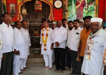 ‘दक्षिण’मध्ये हरितक्रांती करू ; काडादी यांच्या गाव भेट दौऱ्यास मोठा प्रतिसाद