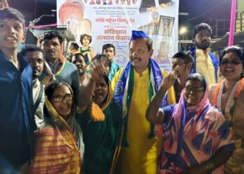 जनता जशी डोक्यात घेते तशी खाली देखील आणते..! महेश कोठे यांचा देशमुखांवर हल्लाबोल