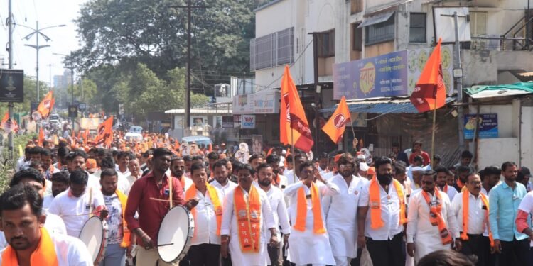 ही गर्दी म्हणजे मतदारांचा माझ्यावरचा विश्वास ; मनसे उमेदवार महादेव कोगनुरे