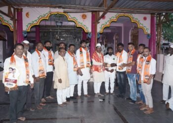 यत्नाळ, वडकबाळ :  मनसे उमेदवार महादेव कोगनुरे यांना उस्फुर्त  प्रतिसाद ; बेरोजगारीवर करणार मात..