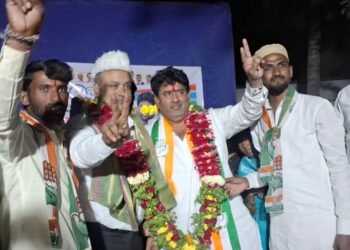 पुरोगामी मुख्यमंत्री करण्यासाठी काँग्रेसचे “हात” बळकट करा