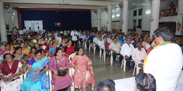 बंजारा समाज, कोळी आणि ब्राह्मण समाजाने केला आ. देशमुख यांना निवडून आणण्याचा निर्धार