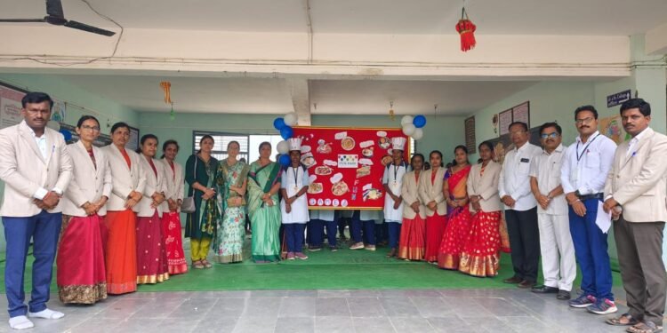 कल्याणशेट्टी कनिष्ठ महाविद्यालयात आनंद मेळावा उत्साहात..